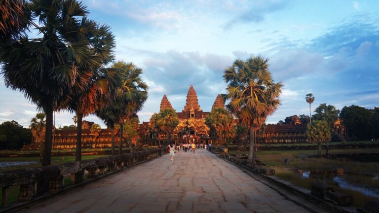 Viaje. Vietnam y Camboya + Doha (Qatar). Viaje a la belleza. 7 – 22 octubre 2017