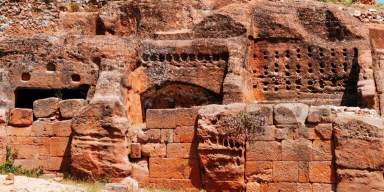 Viaje. El Yacimiento de Tiermes, la Petra de Occidente, y otras joyas de Castilla. 8 – 10 mayo 2026